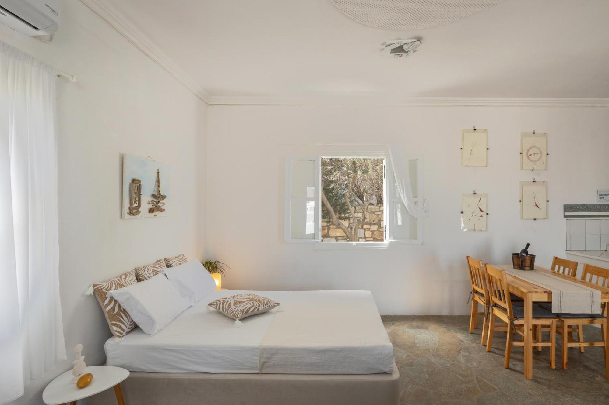 Studio Home Naousa  Room photo